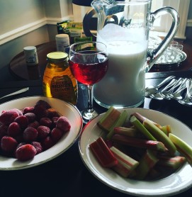 Strawberry Rhubarb Smoothie