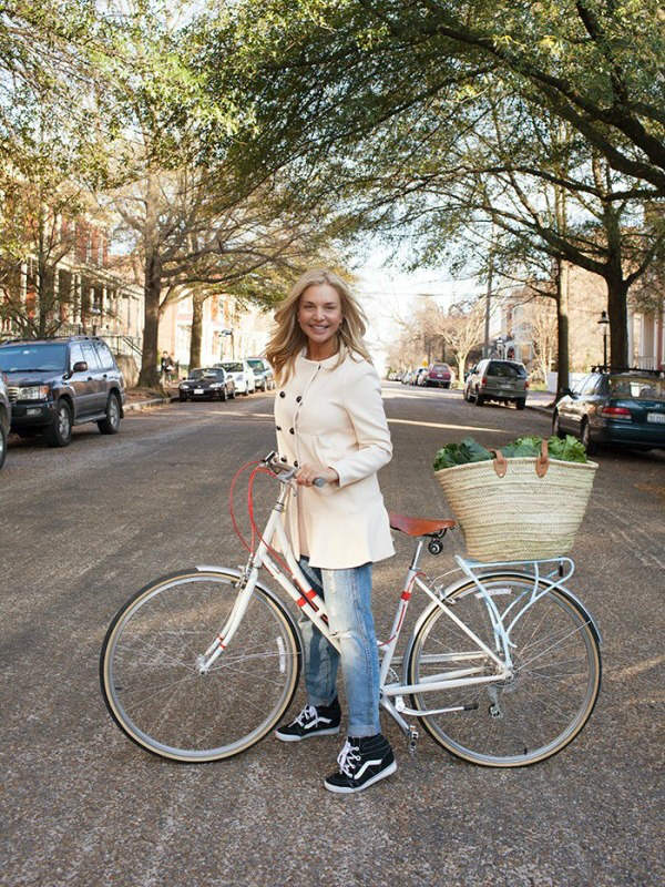 Holli with Bike 600 x 800